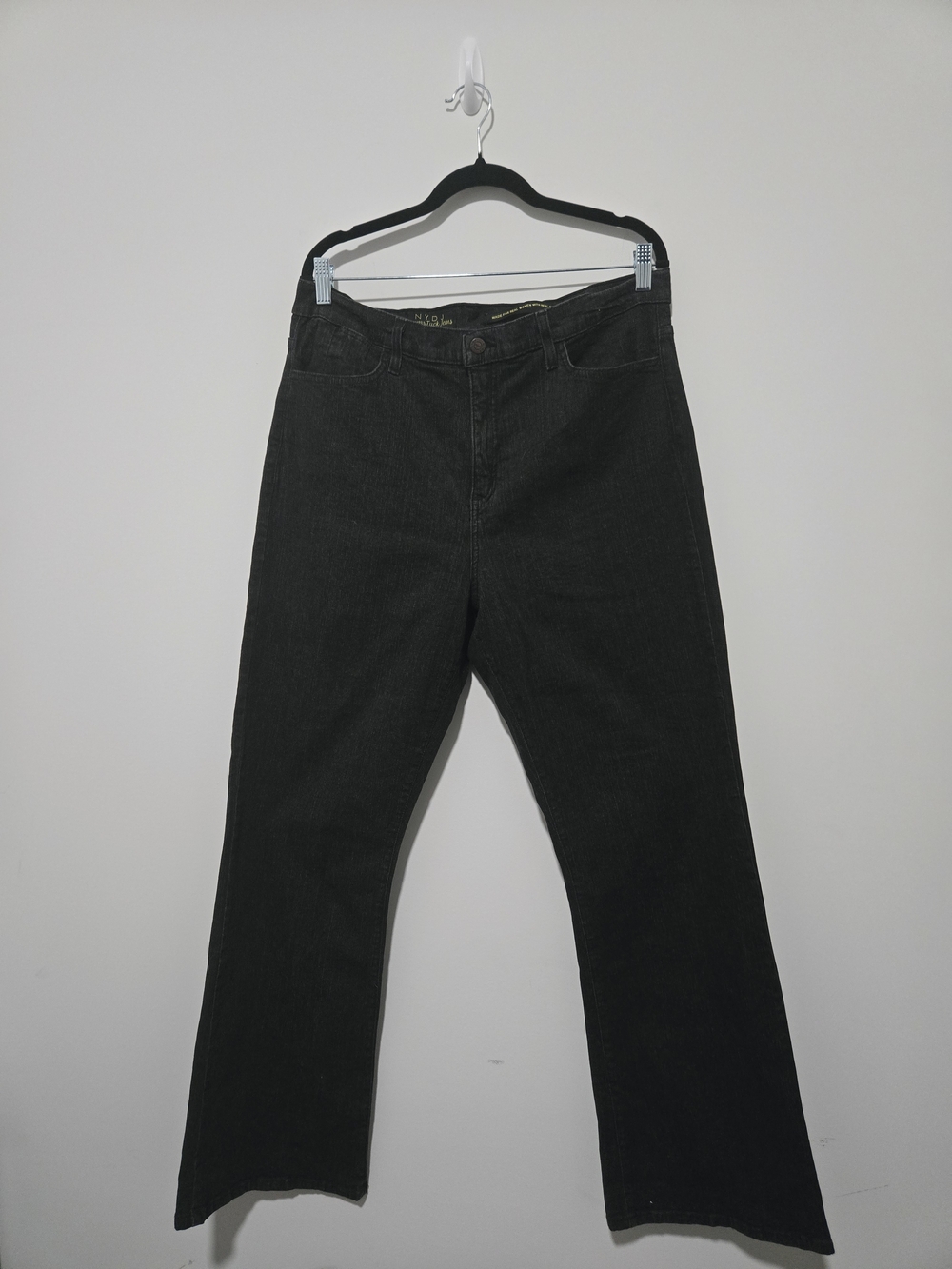 NYDJ Black Tummy Tuck Jeans - Size 18W